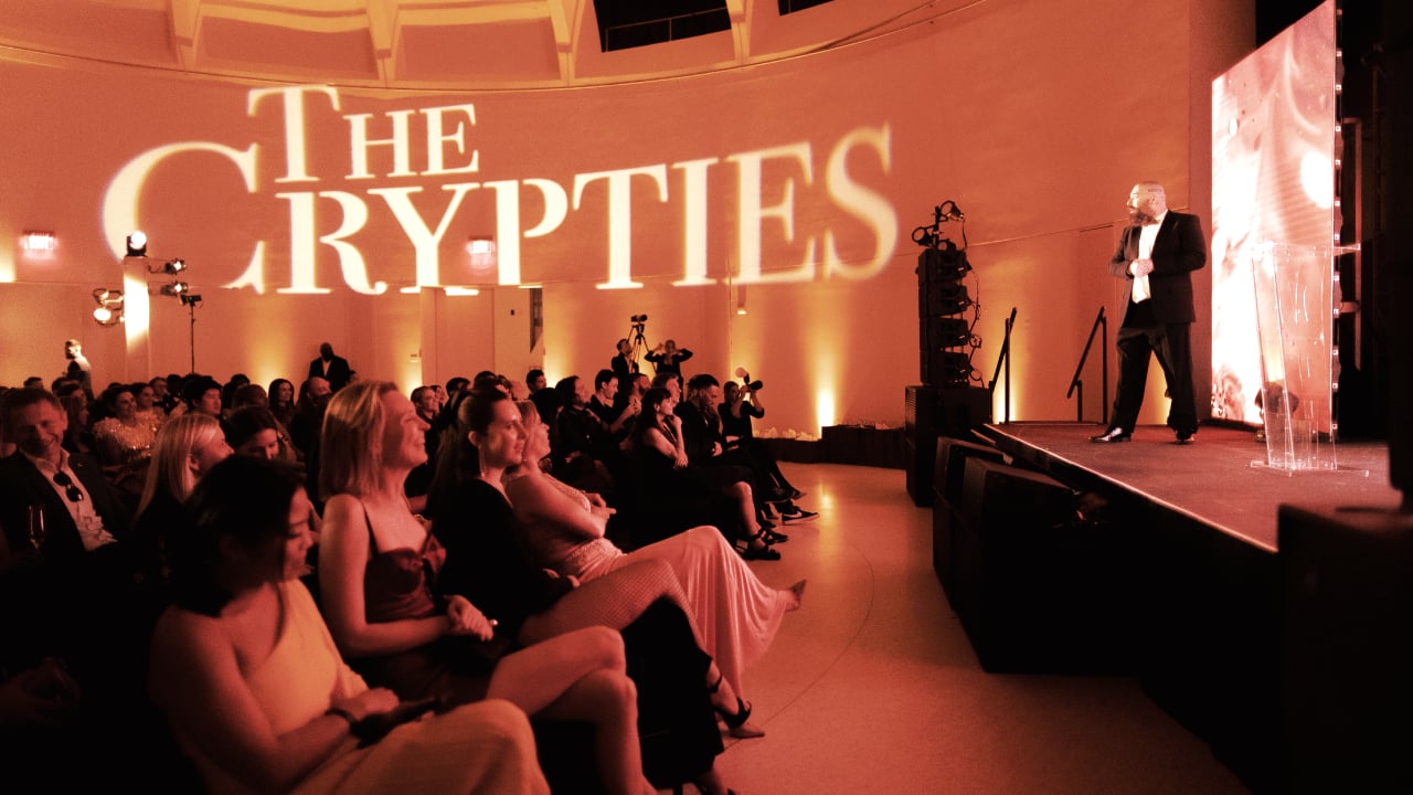 The Crypties Awards 2022: Nhung ai da dat giai? - anh 1